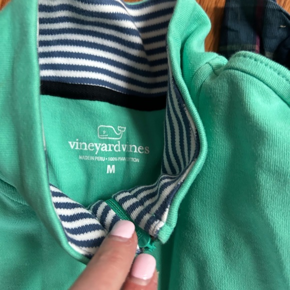 Men’s Vineyard Vines Mint-green Zip-Up with Striped Lining- size medium